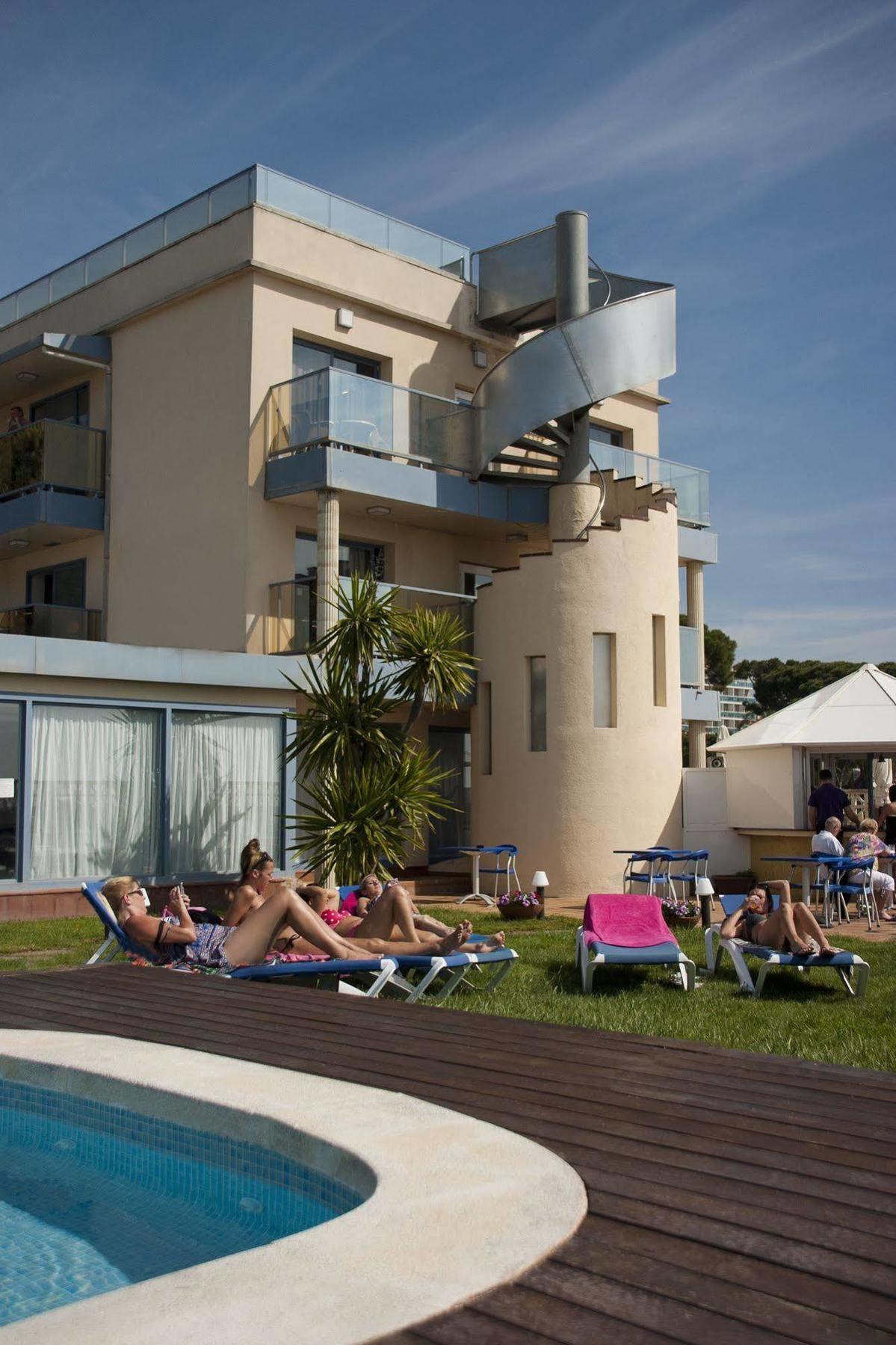 Amaraigua (adults Only) 4*